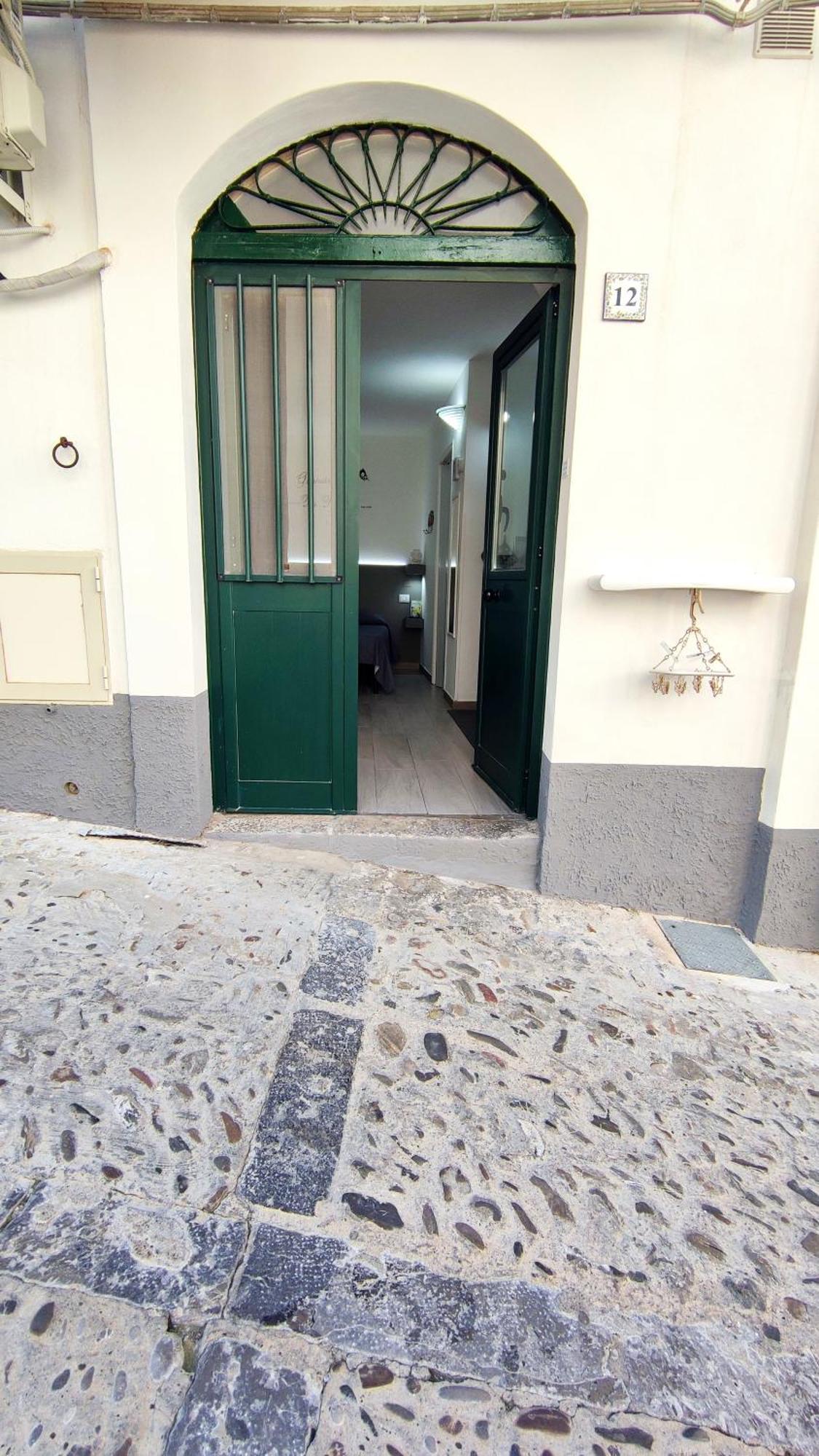Casa Vacanze Da Nene تْشيفالو المظهر الخارجي الصورة